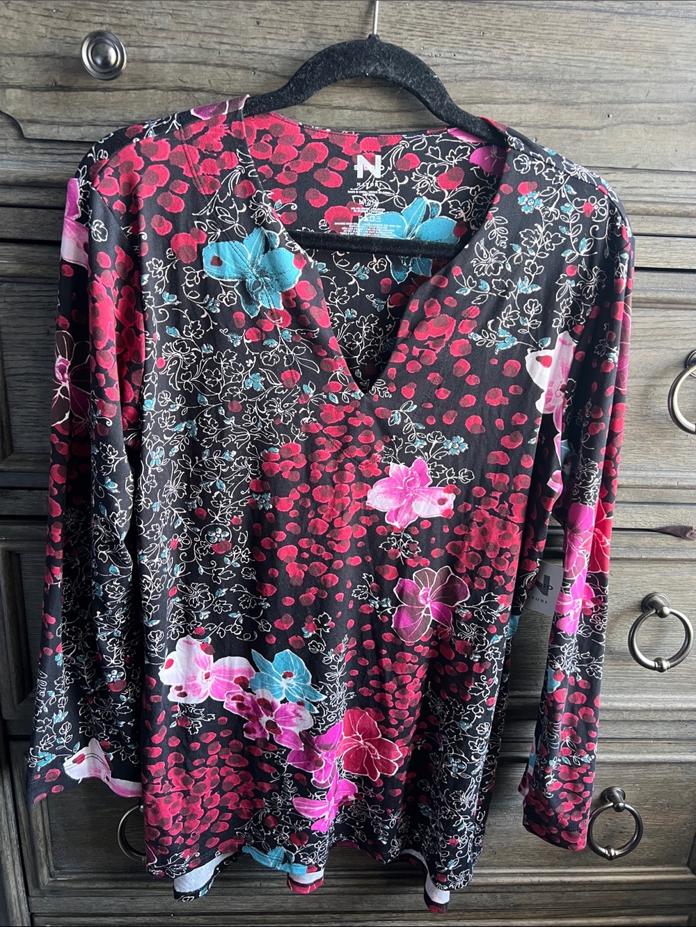 Natori Black V-Neck Long Sleeve Loungewear Top with Pink & Blue Floral Print